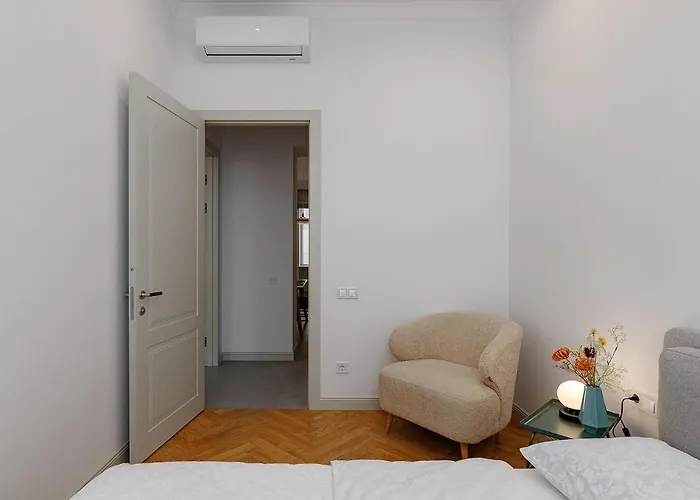 2к вул куліша форум アパート *